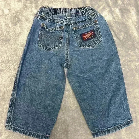 Marks & Spencer and Old Navy - 2 piece  toddler set. Size 18 - 24 months - Picture 7 of 7